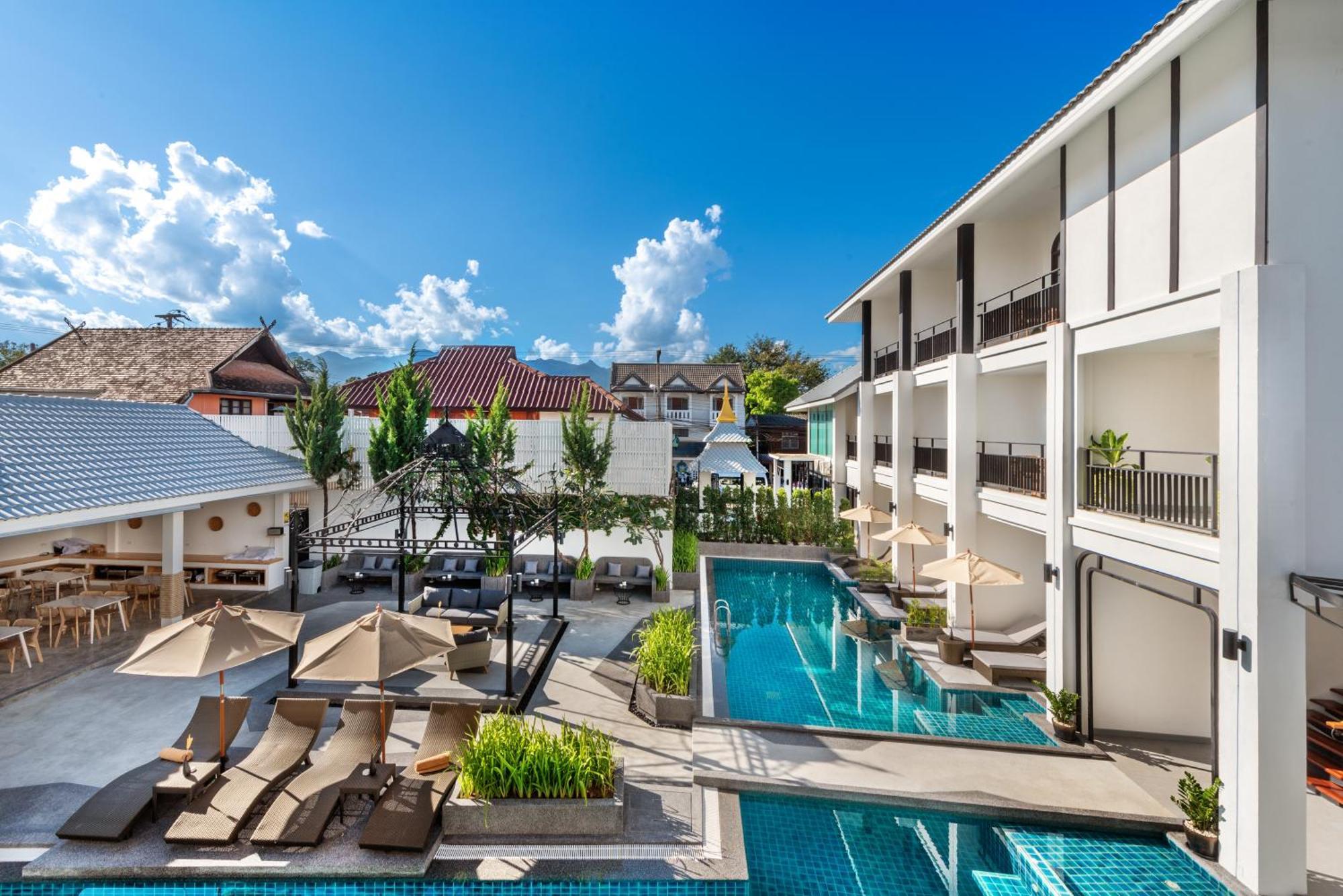 Ai Pai Hotel Bagian luar foto