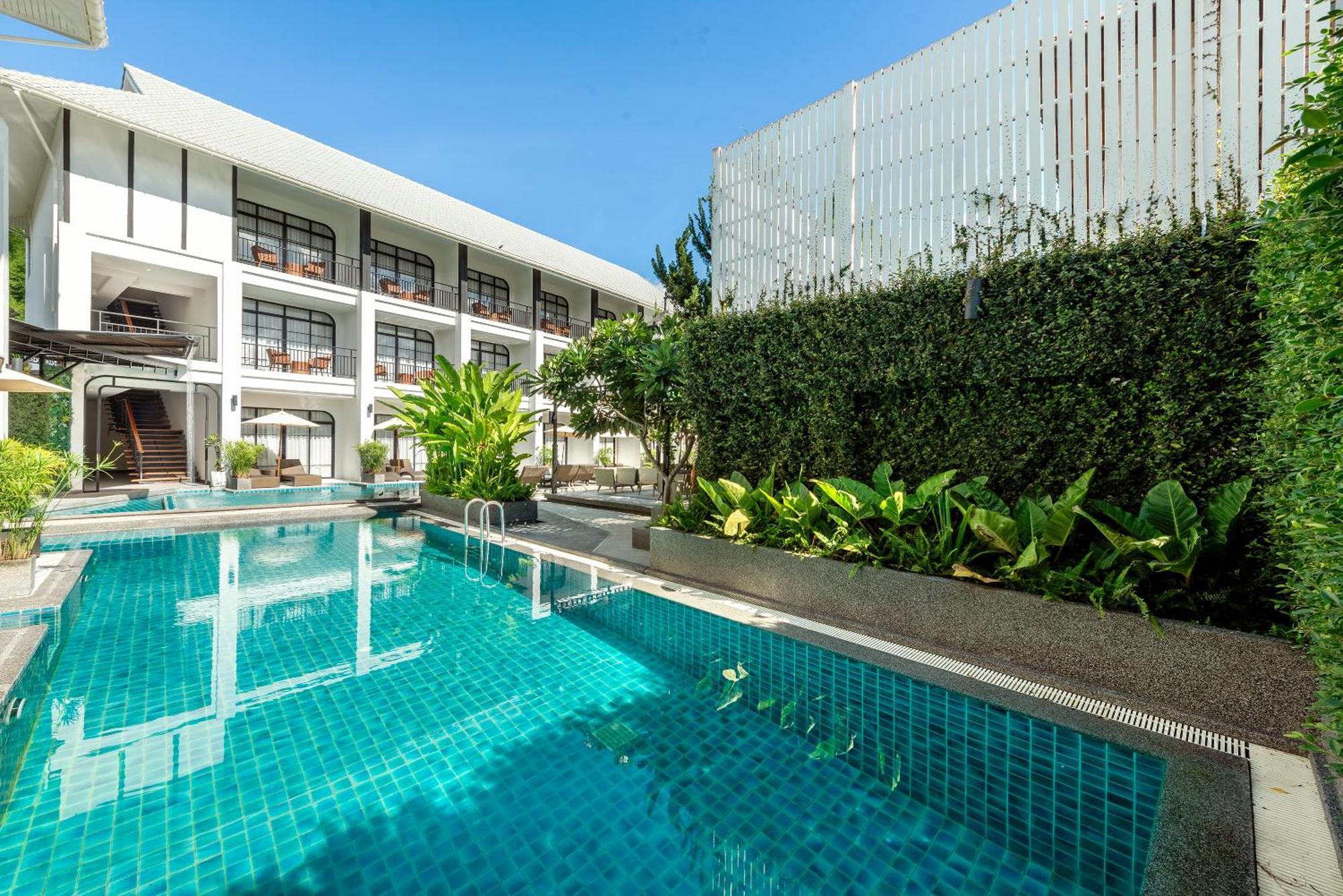 Ai Pai Hotel Bagian luar foto