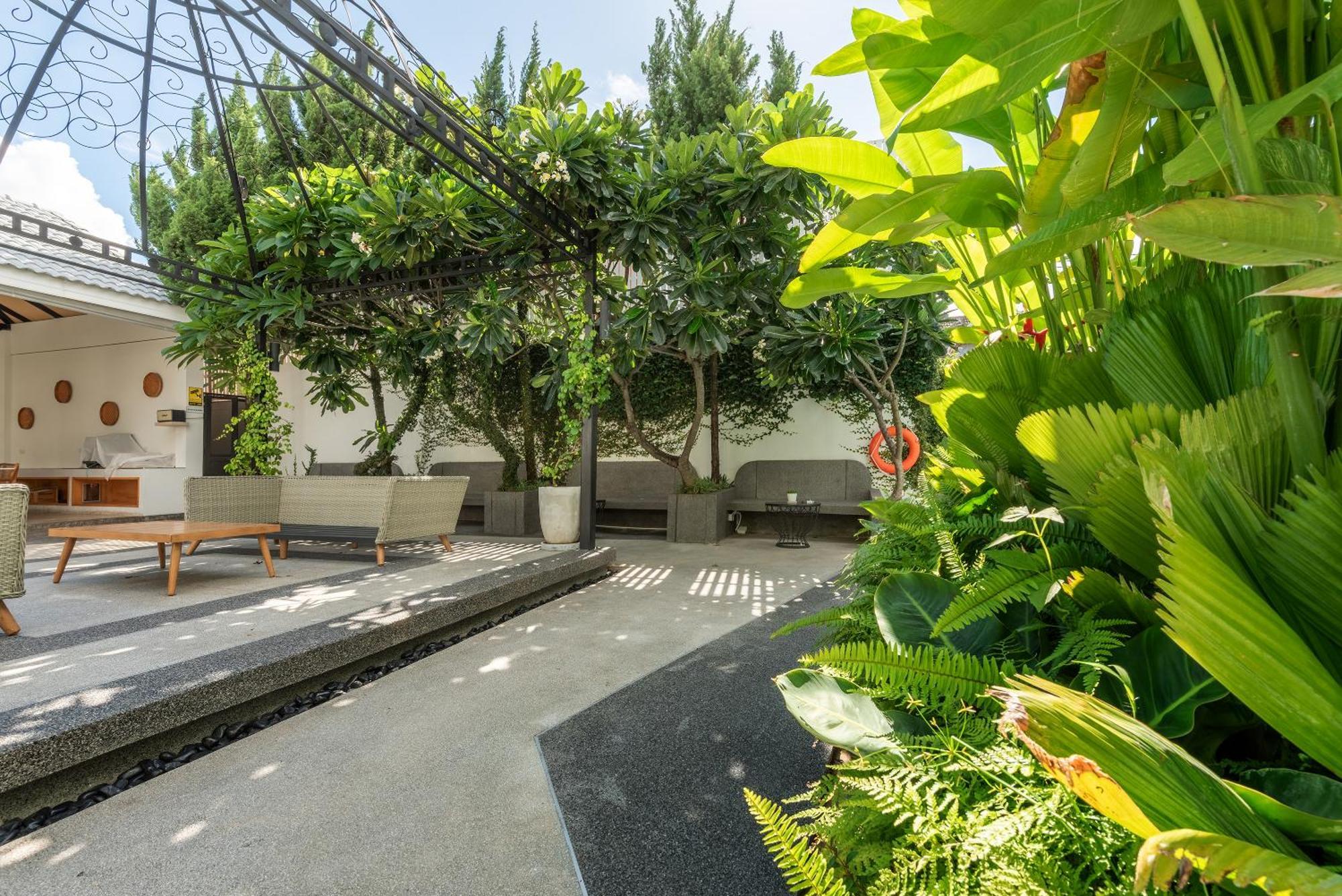 Ai Pai Hotel Bagian luar foto
